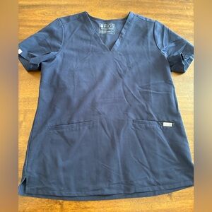 Figs Scrub Top Women’s Medium Navy Blue Casma Three-Pocket Technical Collection